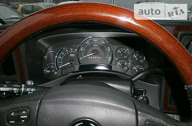 Внедорожник / Кроссовер Cadillac Escalade 2006 в 
