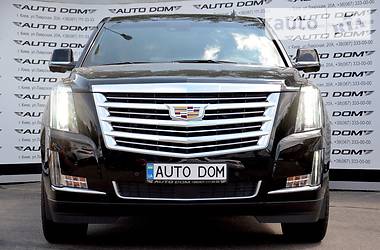 Внедорожник / Кроссовер Cadillac Escalade 2017 в Киеве