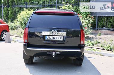 Позашляховик / Кросовер Cadillac Escalade 2007 в Києві