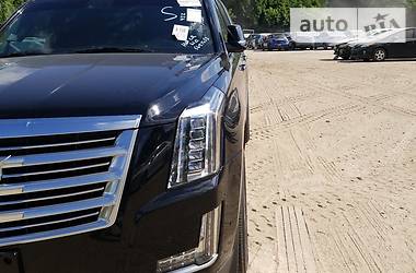 Универсал Cadillac Escalade 2016 в Запорожье