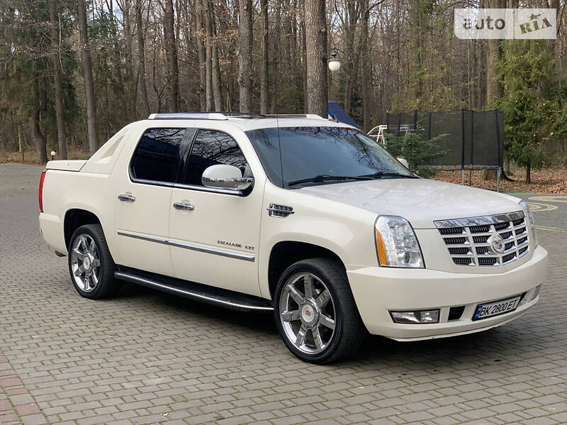 Пікап Cadillac Escalade 2012 в Івано-Франківську