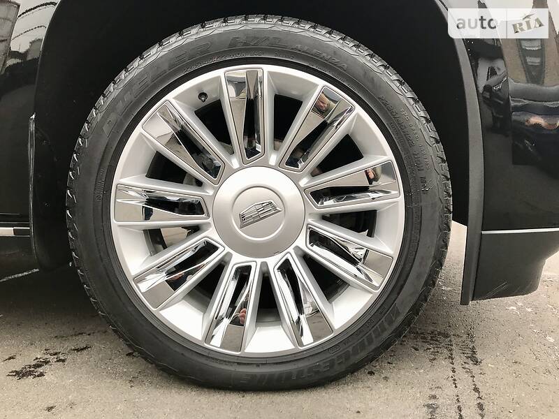 Внедорожник / Кроссовер Cadillac Escalade 2015 в Киеве