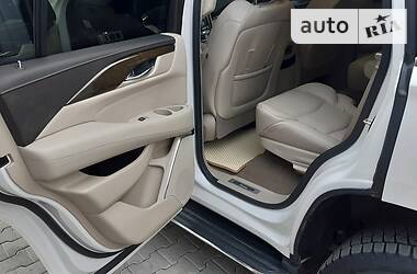 Внедорожник / Кроссовер Cadillac Escalade 2018 в 