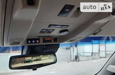 Внедорожник / Кроссовер Cadillac Escalade 2018 в 
