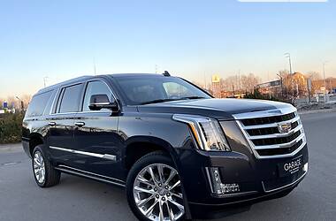 Внедорожник / Кроссовер Cadillac Escalade 2018 в Киеве