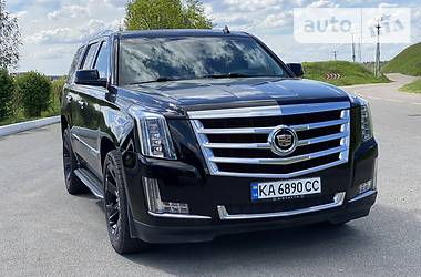 Внедорожник / Кроссовер Cadillac Escalade 2014 в Киеве