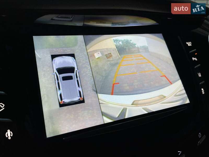 Внедорожник / Кроссовер Cadillac Escalade 2015 в Киеве фото 23 Внедорожник / Кроссовер Cadillac Escalade 2015 в Киеве