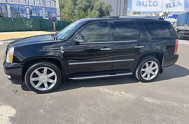 Универсал Cadillac Escalade 2007 в Киеве