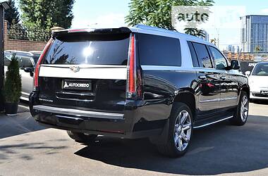 Внедорожник / Кроссовер Cadillac Escalade 2017 в Киеве