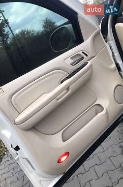 Внедорожник / Кроссовер Cadillac Escalade 2007 в 