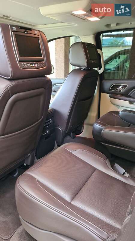 Внедорожник / Кроссовер Cadillac Escalade 2013 в Киеве