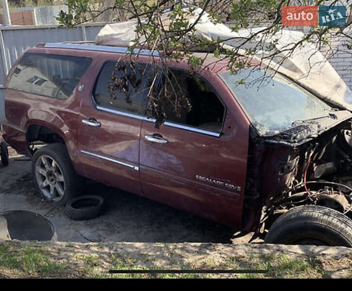 Внедорожник / Кроссовер Cadillac Escalade 2008 в Киеве фото 4 Внедорожник / Кроссовер Cadillac Escalade 2008 в Киеве