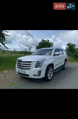 Внедорожник / Кроссовер Cadillac Escalade 2017 в Киеве