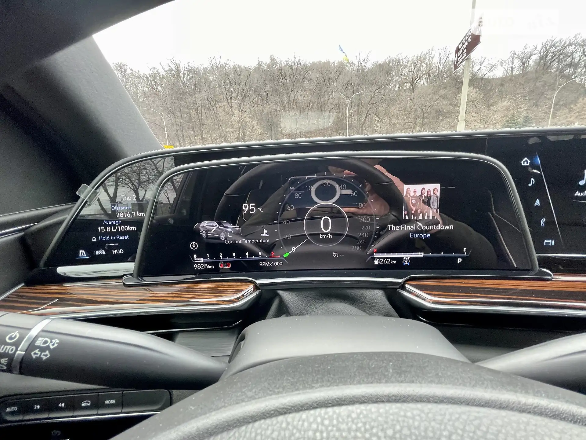 2021 Cadillac Escalade - мініатюра 6