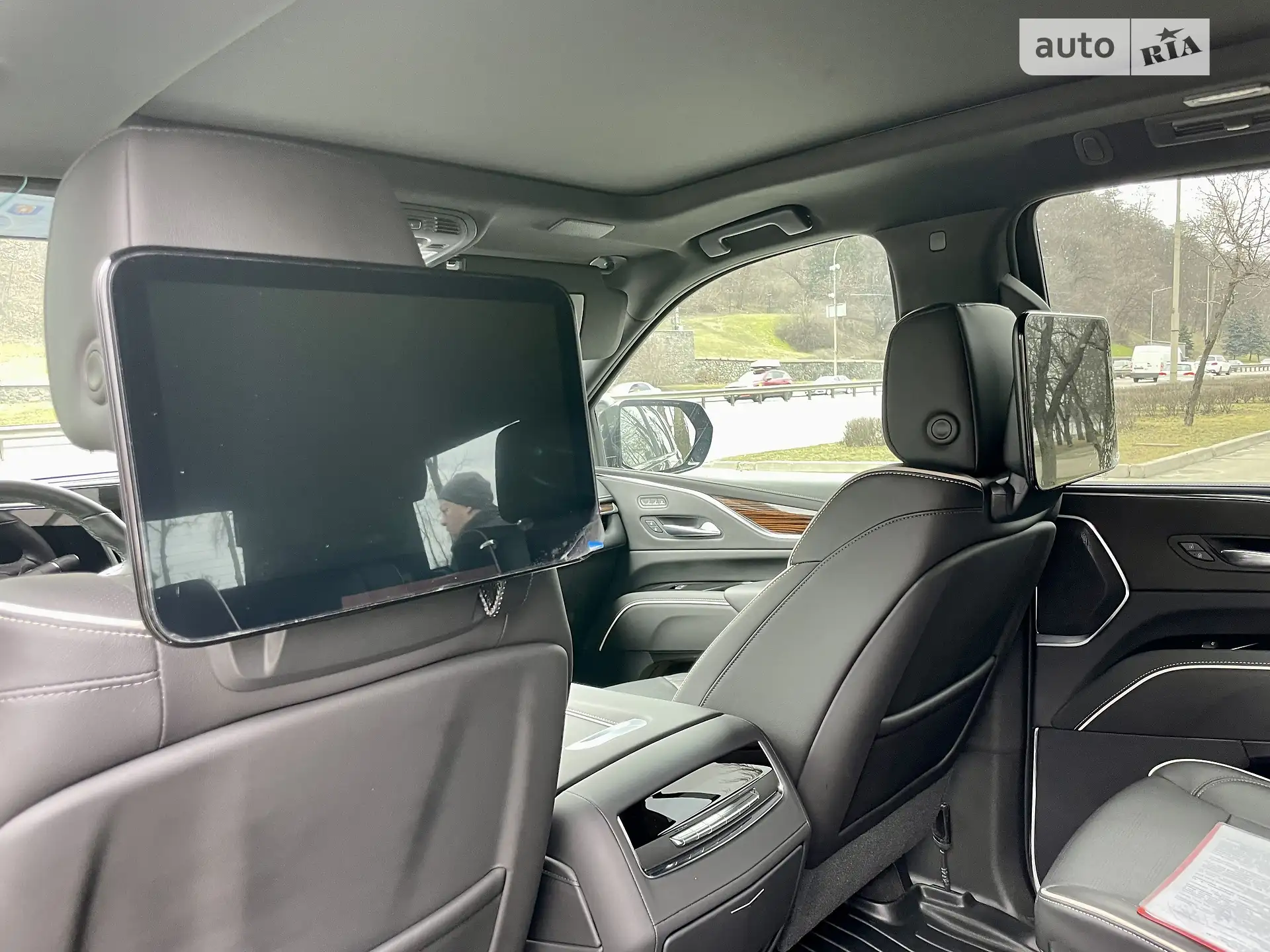 2021 Cadillac Escalade - мініатюра 13