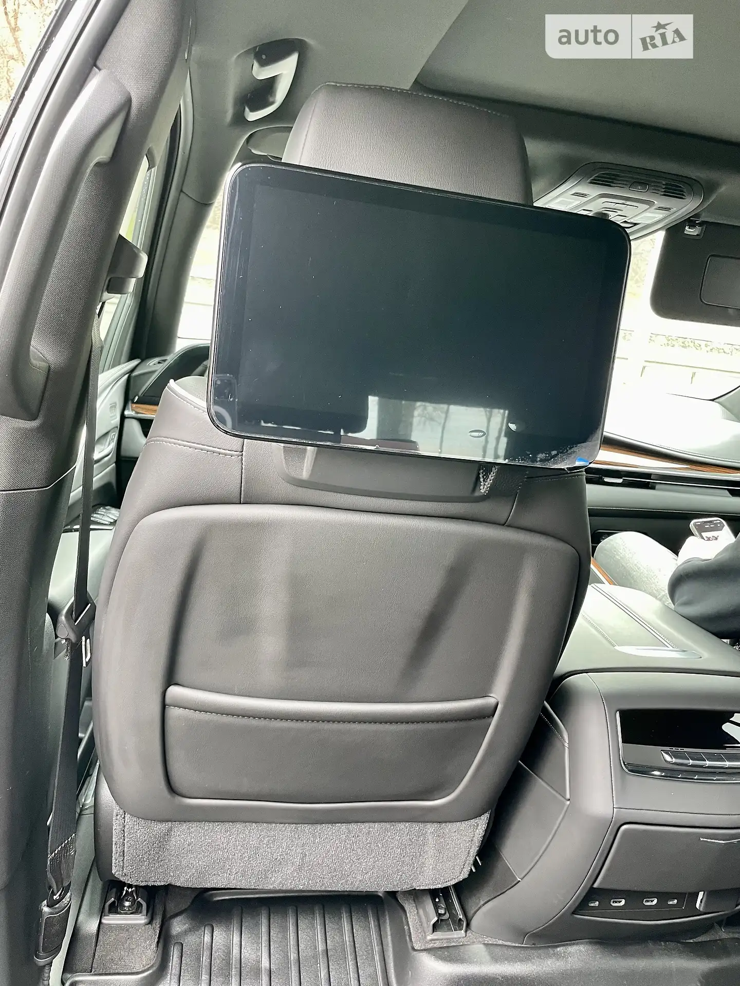 2021 Cadillac Escalade - мініатюра 17