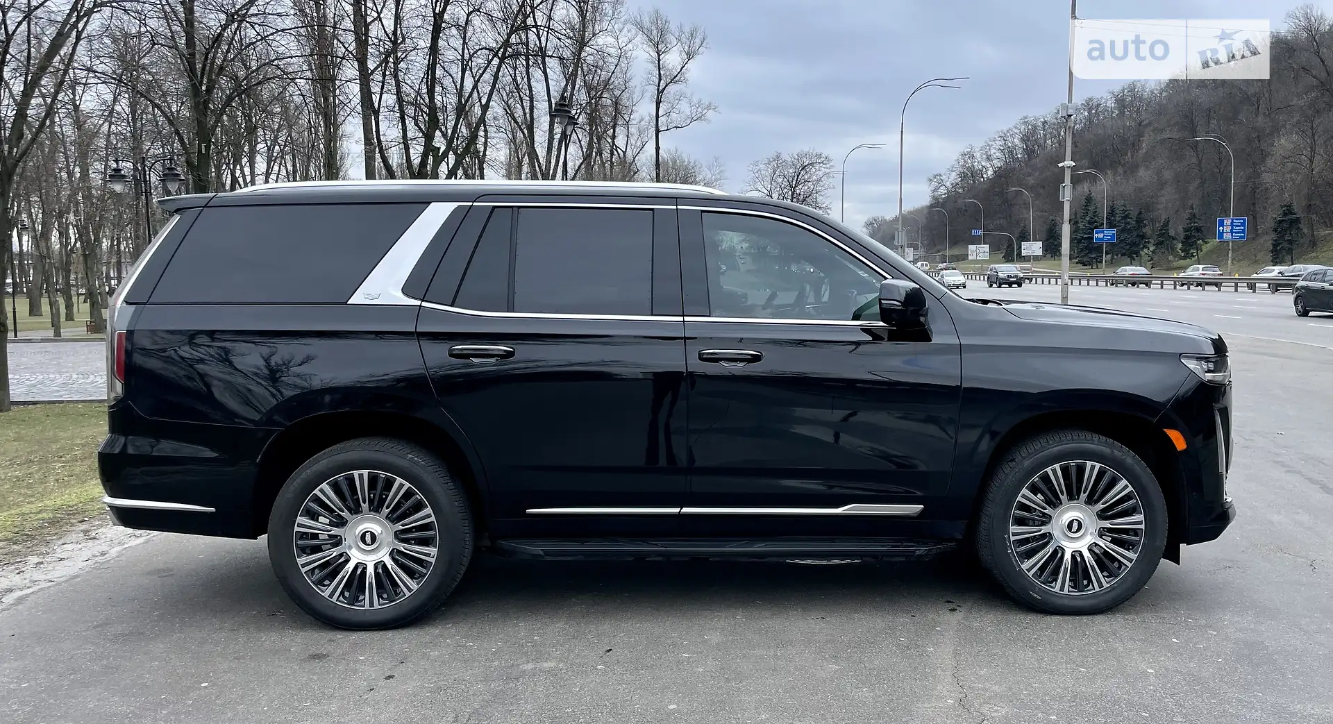 2021 Cadillac Escalade - мініатюра 24