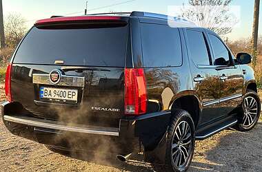 Внедорожник / Кроссовер Cadillac Escalade 2007 в Кропивницком