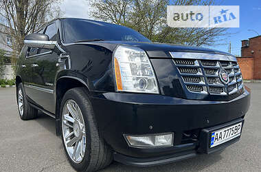 Внедорожник / Кроссовер Cadillac Escalade 2012 в Киеве