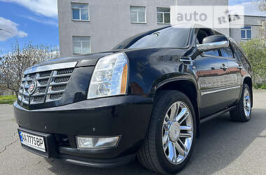 Внедорожник / Кроссовер Cadillac Escalade 2012 в Киеве