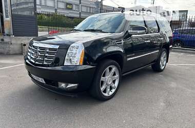 Внедорожник / Кроссовер Cadillac Escalade 2011 в Киеве