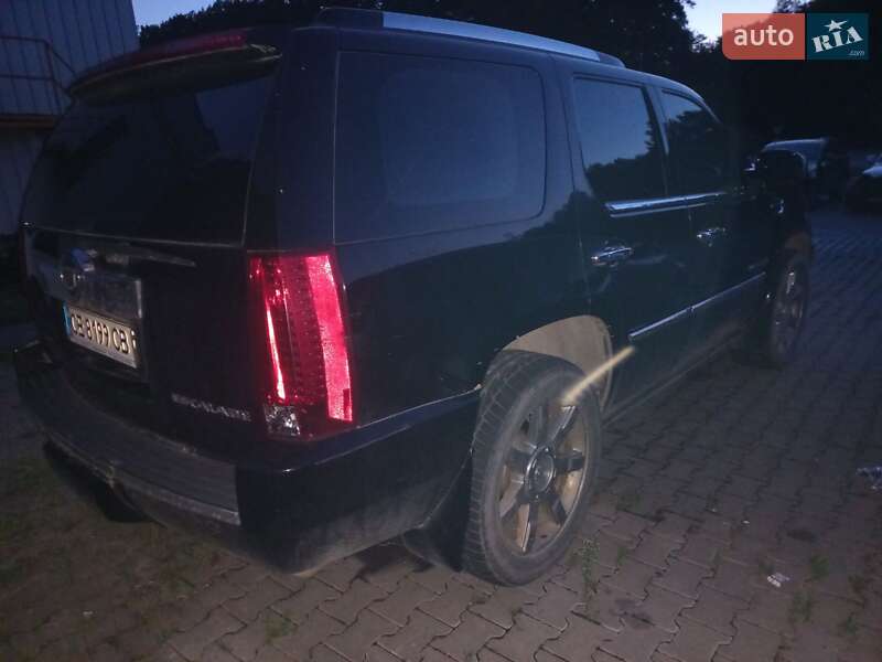Внедорожник / Кроссовер Cadillac Escalade 2007 в Черновцах