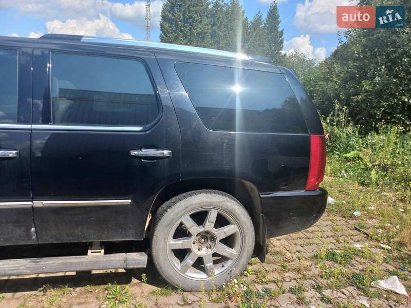 Внедорожник / Кроссовер Cadillac Escalade 2007 в Черновцах