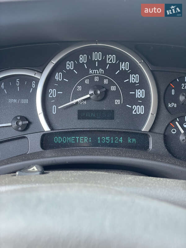 Позашляховик / Кросовер Cadillac Escalade 2004 в Києві