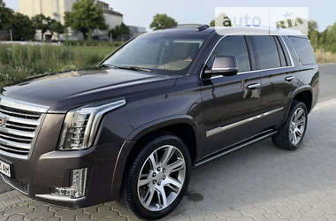 Позашляховик / Кросовер Cadillac Escalade 2016 в Києві