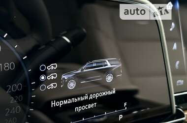 Седан Cadillac Escalade 2022 в Києві