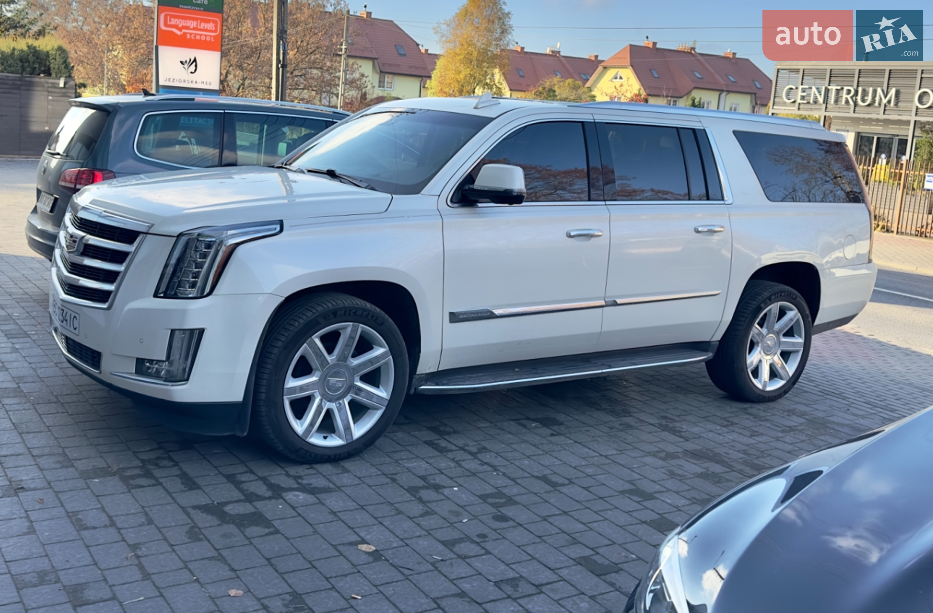 2015 Cadillac Escalade - мініатюра 5