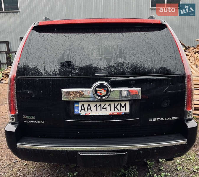 Позашляховик / Кросовер Cadillac Escalade 2010 в Києві