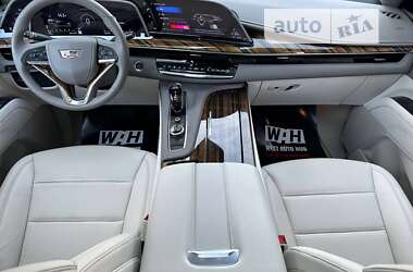 Седан Cadillac Escalade 2022 в Киеве
