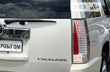 Позашляховик / Кросовер Cadillac Escalade 2010 в Києві