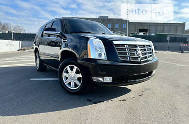 Позашляховик / Кросовер Cadillac Escalade 2008 в Полтаві