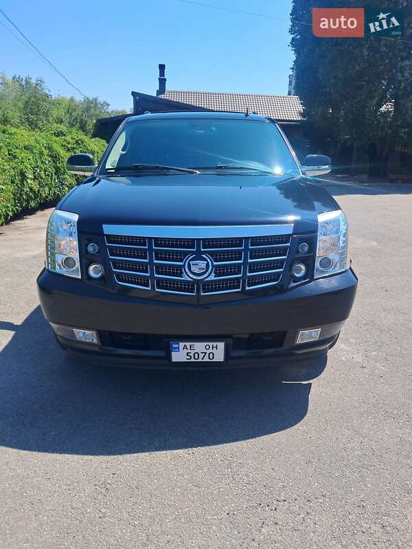 Позашляховик / Кросовер Cadillac Escalade 2006 в Дніпрі