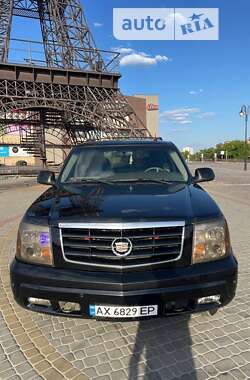 Внедорожник / Кроссовер Cadillac Escalade 2002 в Харькове