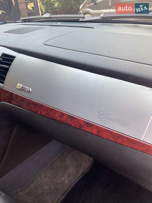 Внедорожник / Кроссовер Cadillac Escalade 2010 в Ровно фото 19 Внедорожник / Кроссовер Cadillac Escalade 2010 в Ровно