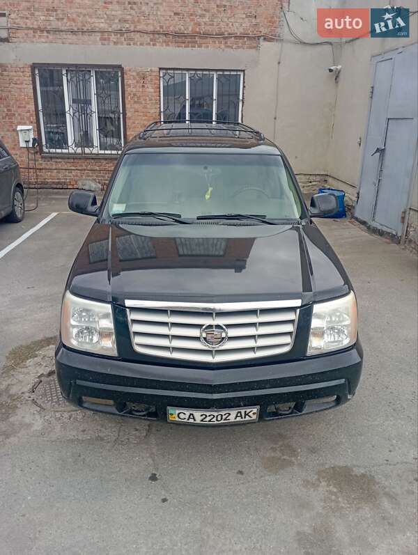 Внедорожник / Кроссовер Cadillac Escalade 2006 в Черкассах