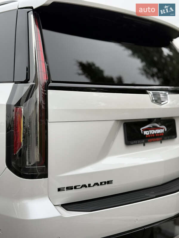 Позашляховик / Кросовер Cadillac Escalade 2021 в Одесі фото 43 Позашляховик / Кросовер Cadillac Escalade 2021 в Одесі