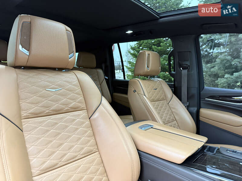 Позашляховик / Кросовер Cadillac Escalade 2021 в Одесі фото 22 Позашляховик / Кросовер Cadillac Escalade 2021 в Одесі