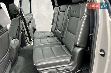 Внедорожник / Кроссовер Cadillac Escalade 2020 в 