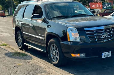 Універсал Cadillac Escalade 2007 в Києві