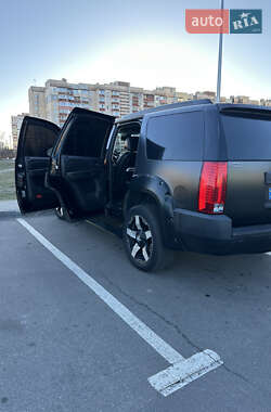 Внедорожник / Кроссовер Cadillac Escalade 2008 в 