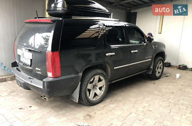 Позашляховик / Кросовер Cadillac Escalade 2007 в 