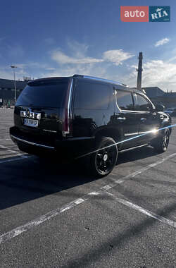 Внедорожник / Кроссовер Cadillac Escalade 2008 в Киеве