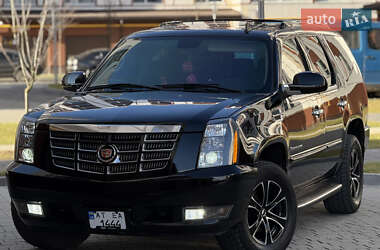 Позашляховик / Кросовер Cadillac Escalade 2007 в Івано-Франківську