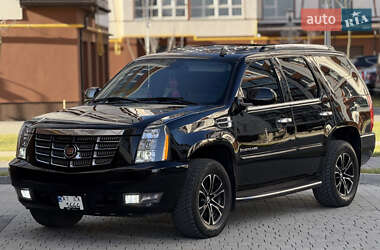 Позашляховик / Кросовер Cadillac Escalade 2007 в Івано-Франківську