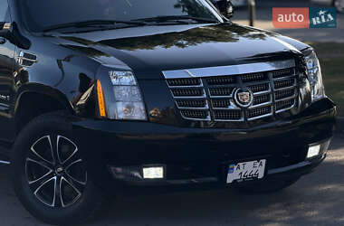 Позашляховик / Кросовер Cadillac Escalade 2007 в Івано-Франківську