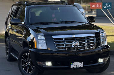 Позашляховик / Кросовер Cadillac Escalade 2007 в Івано-Франківську